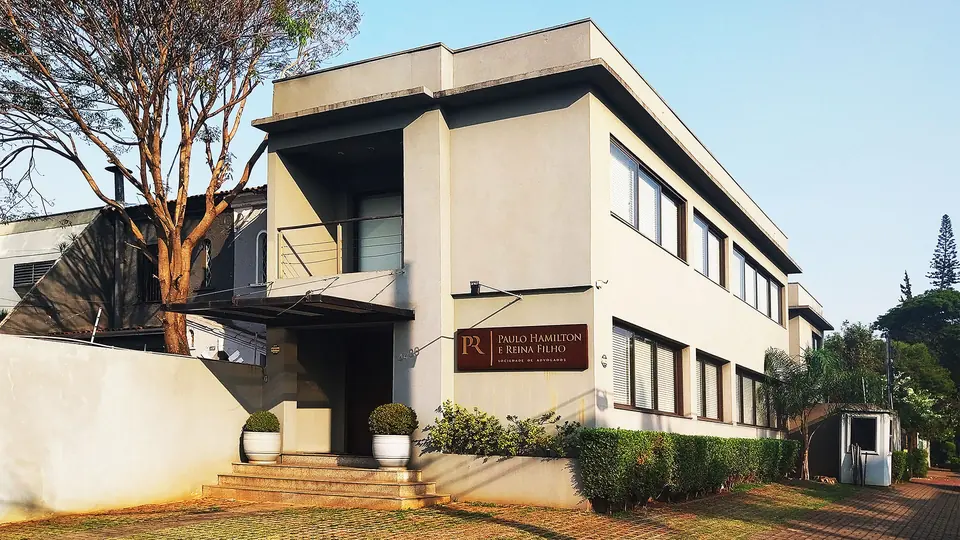 Fachada do escritório PHRF Sociedade de Advogados, na Av. Brigadeiro Luís Antônio, em São Paulo